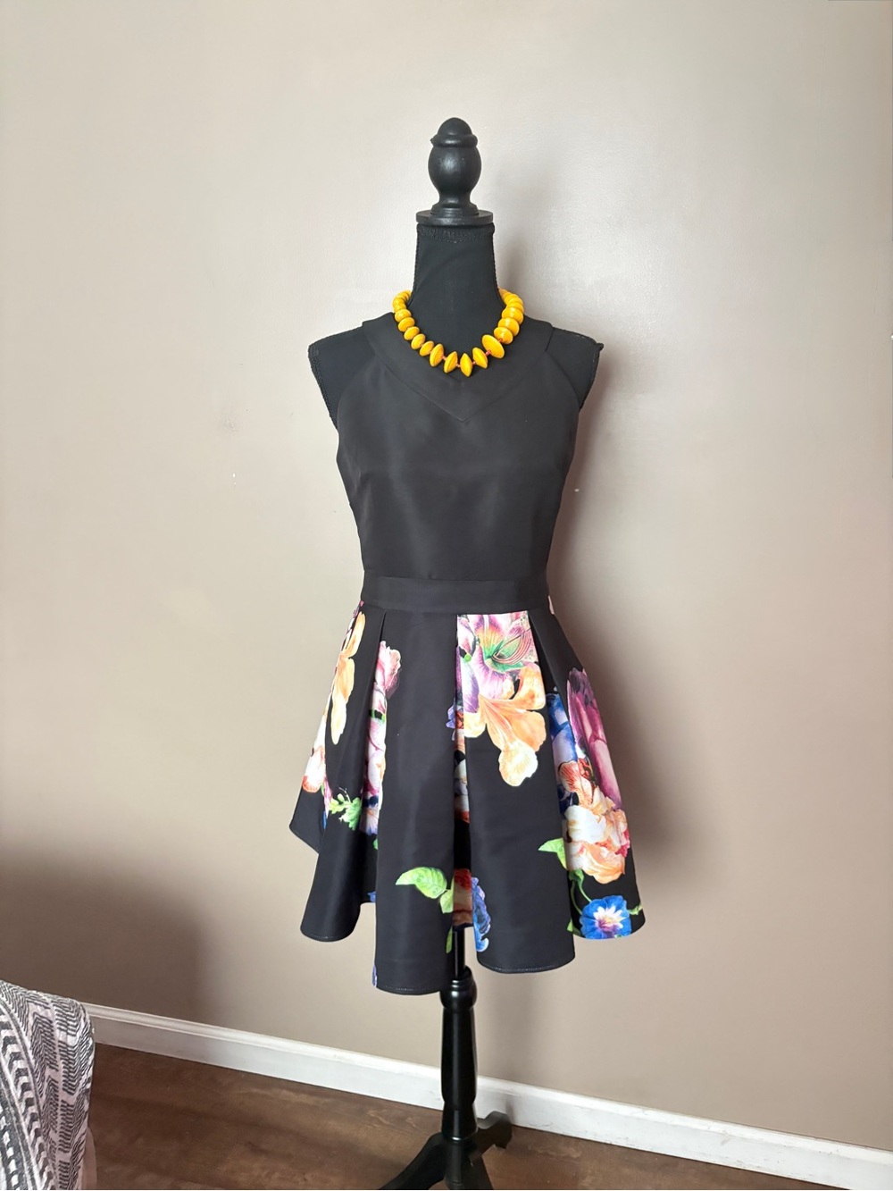 Ted Baker Illusia Tapestry Floral Fit & Flare Skater Dress halter wedding 2 EUC - Picture 3 of 16